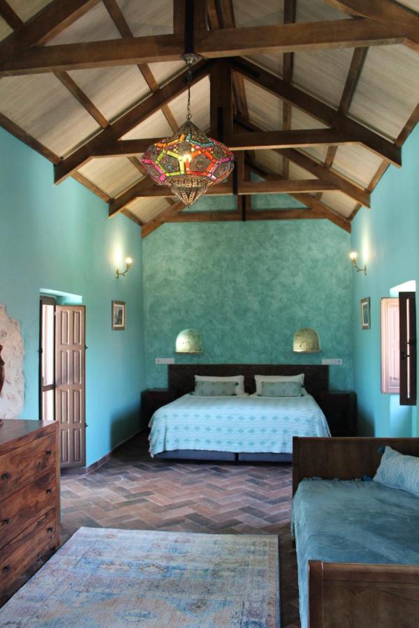 Room In Villa - Beautiful Accommodation At The Heart Of Andalusia ปวนเต เกอนิล ภายนอก รูปภาพ