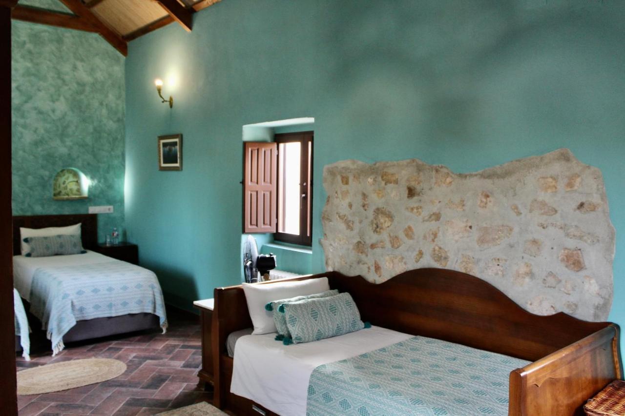 Room In Villa - Beautiful Accommodation At The Heart Of Andalusia ปวนเต เกอนิล ภายนอก รูปภาพ