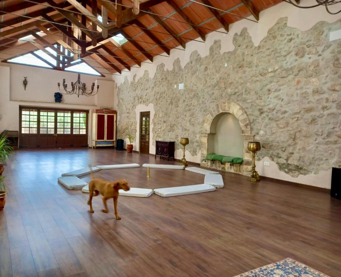 Room In Villa - Beautiful Accommodation At The Heart Of Andalusia ปวนเต เกอนิล ภายนอก รูปภาพ